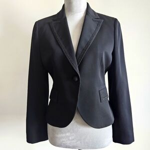 PETITE SOPHISTICATE Black Blazer